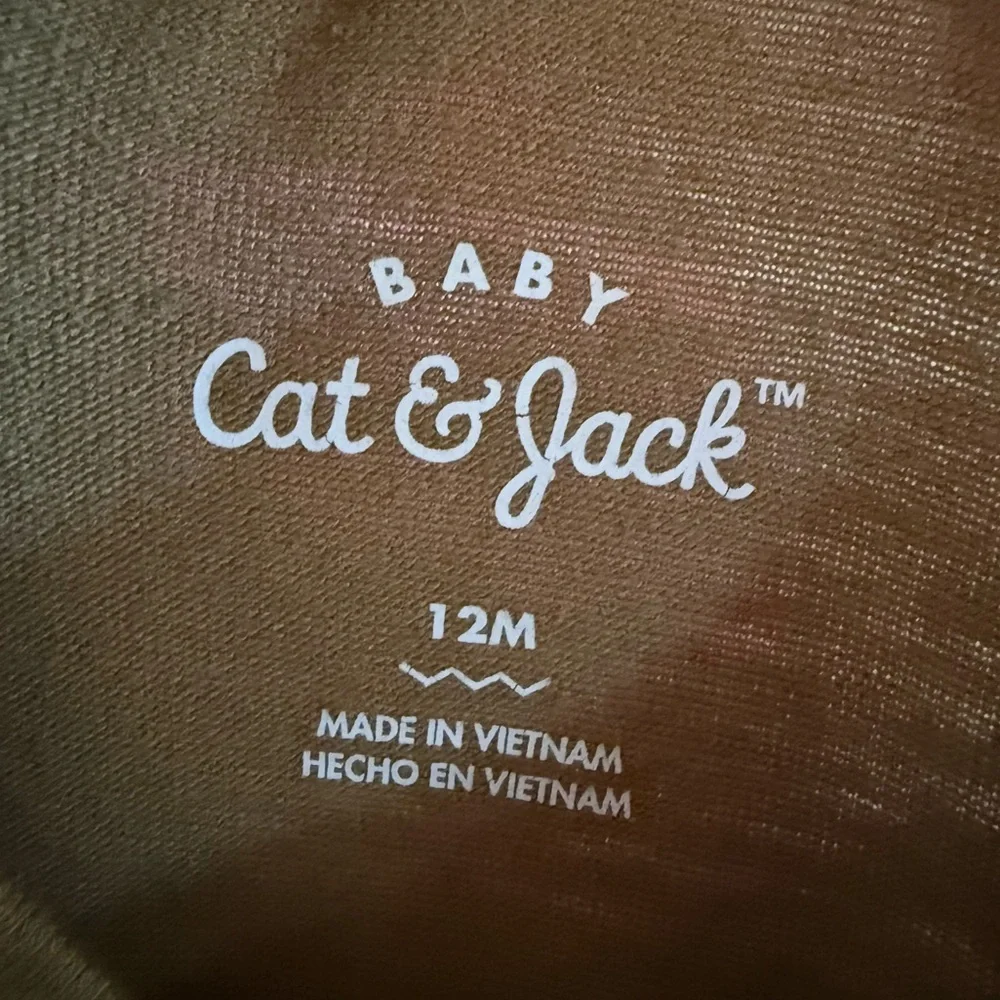 Cat & Jack cute casual